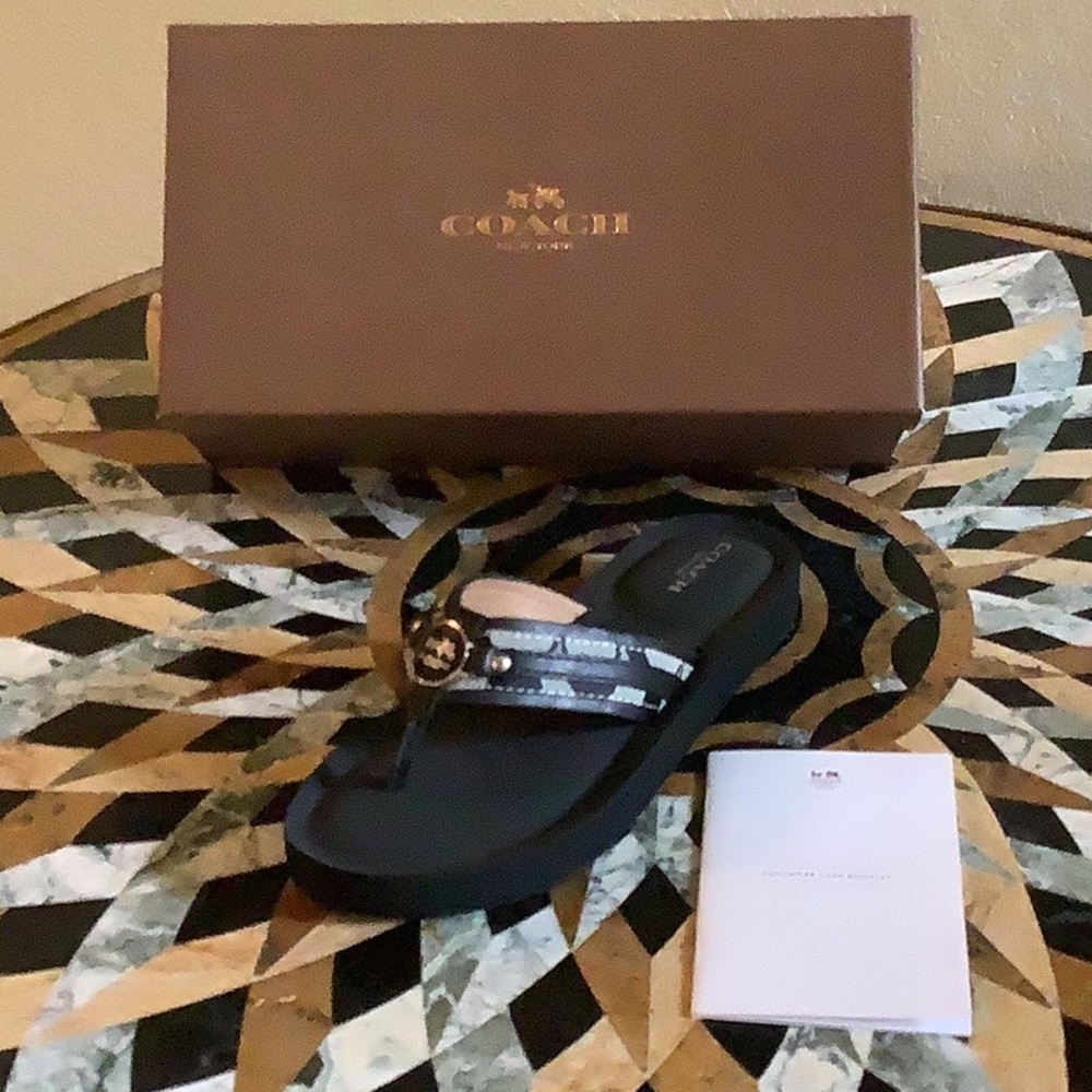 Coach Jasmine flip flops